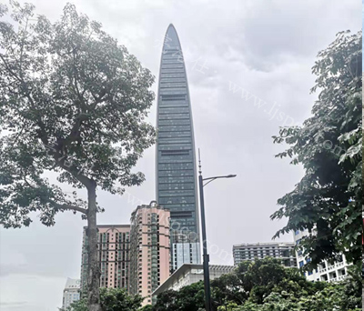 深圳龍華大浪建筑公司食堂油煙機(jī)清洗找亮潔仕